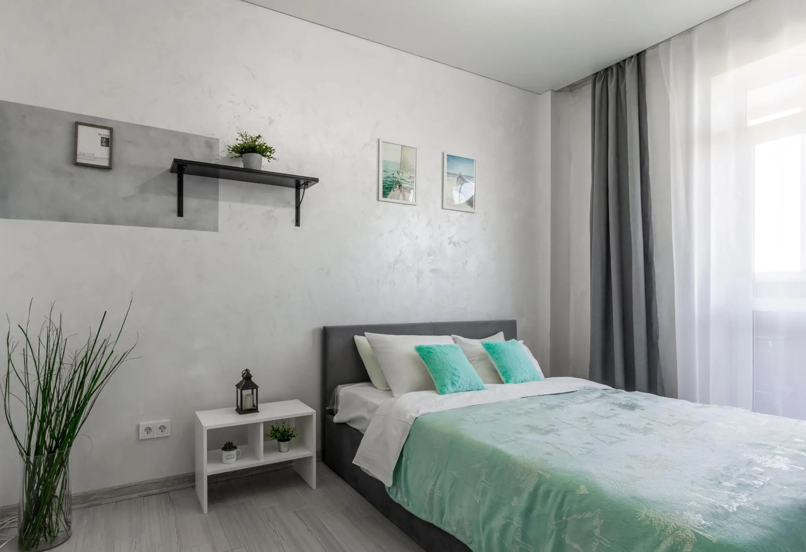 Вершина на переулке Зеркальный