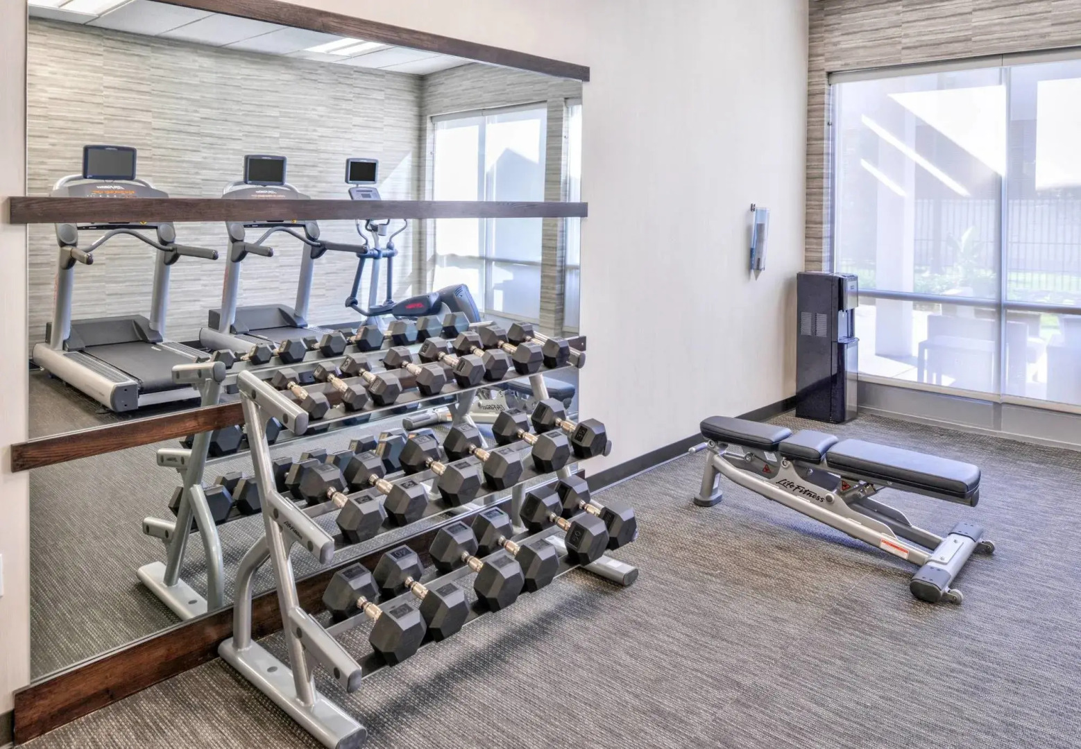 Courtyard Columbus Grove City