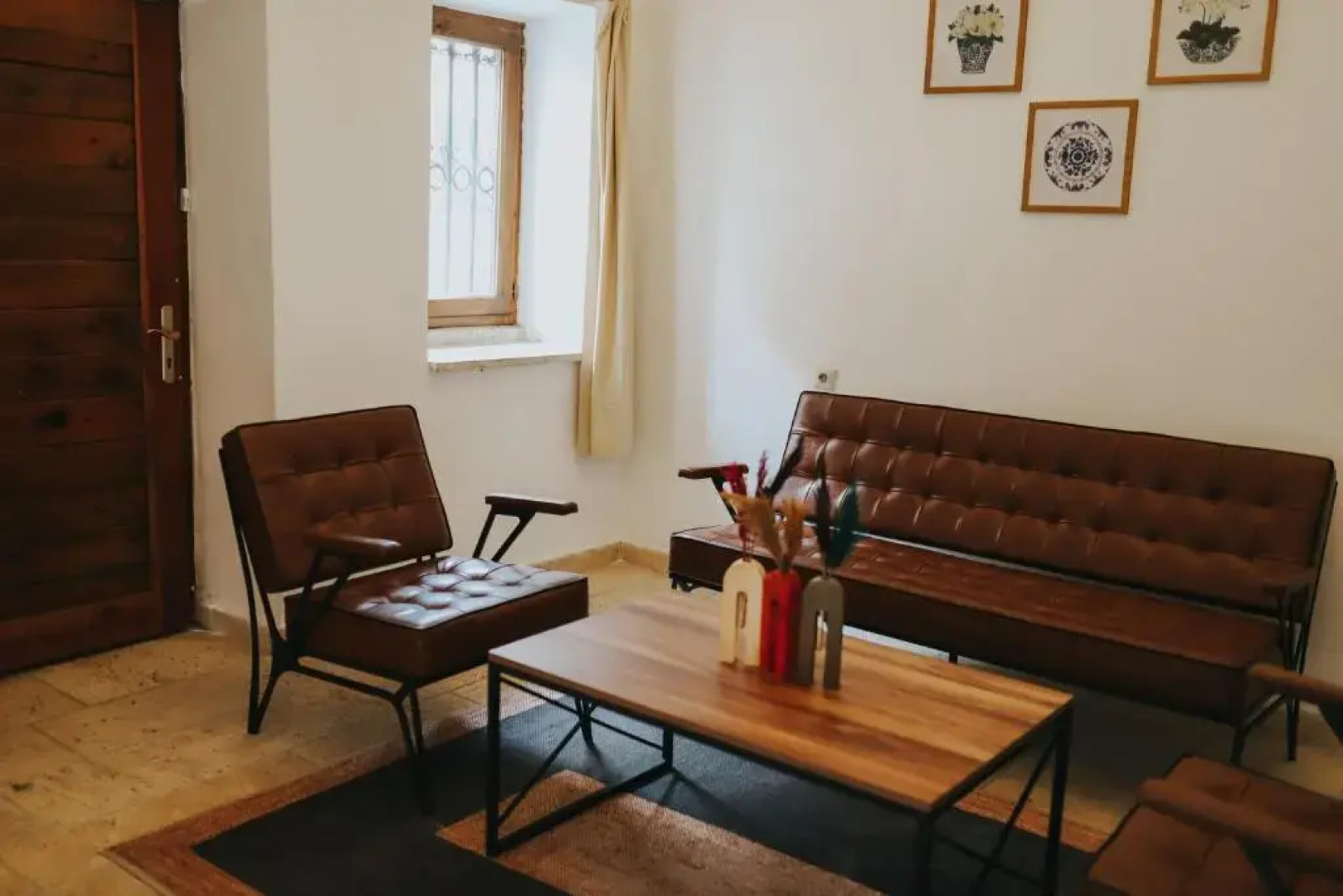 Zi̇nci̇rli̇ Han Oteli̇