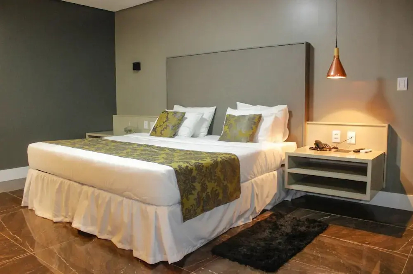 Roma Hotel