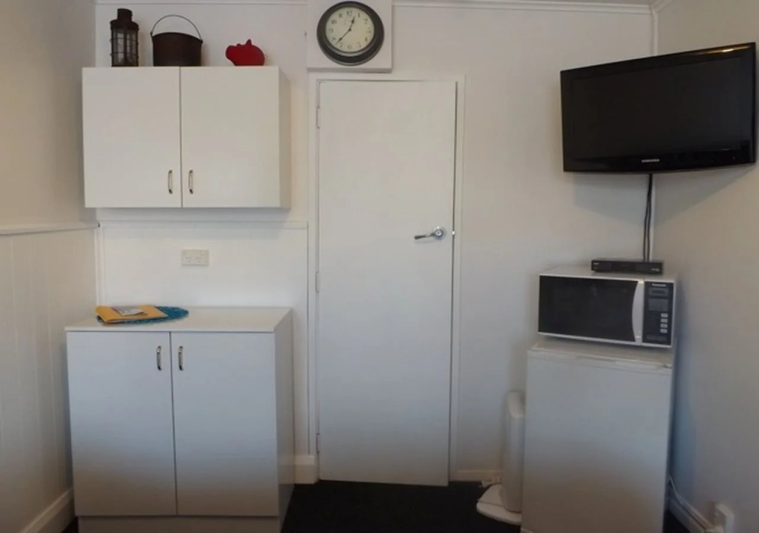 High Street Living Motel