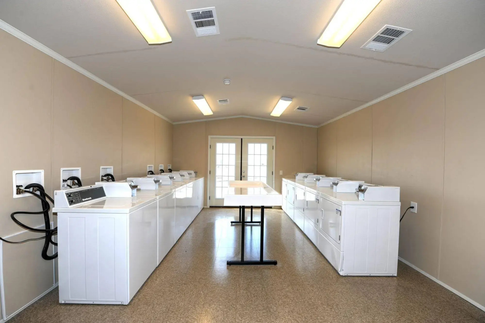 Instalodge Hotel And Suites