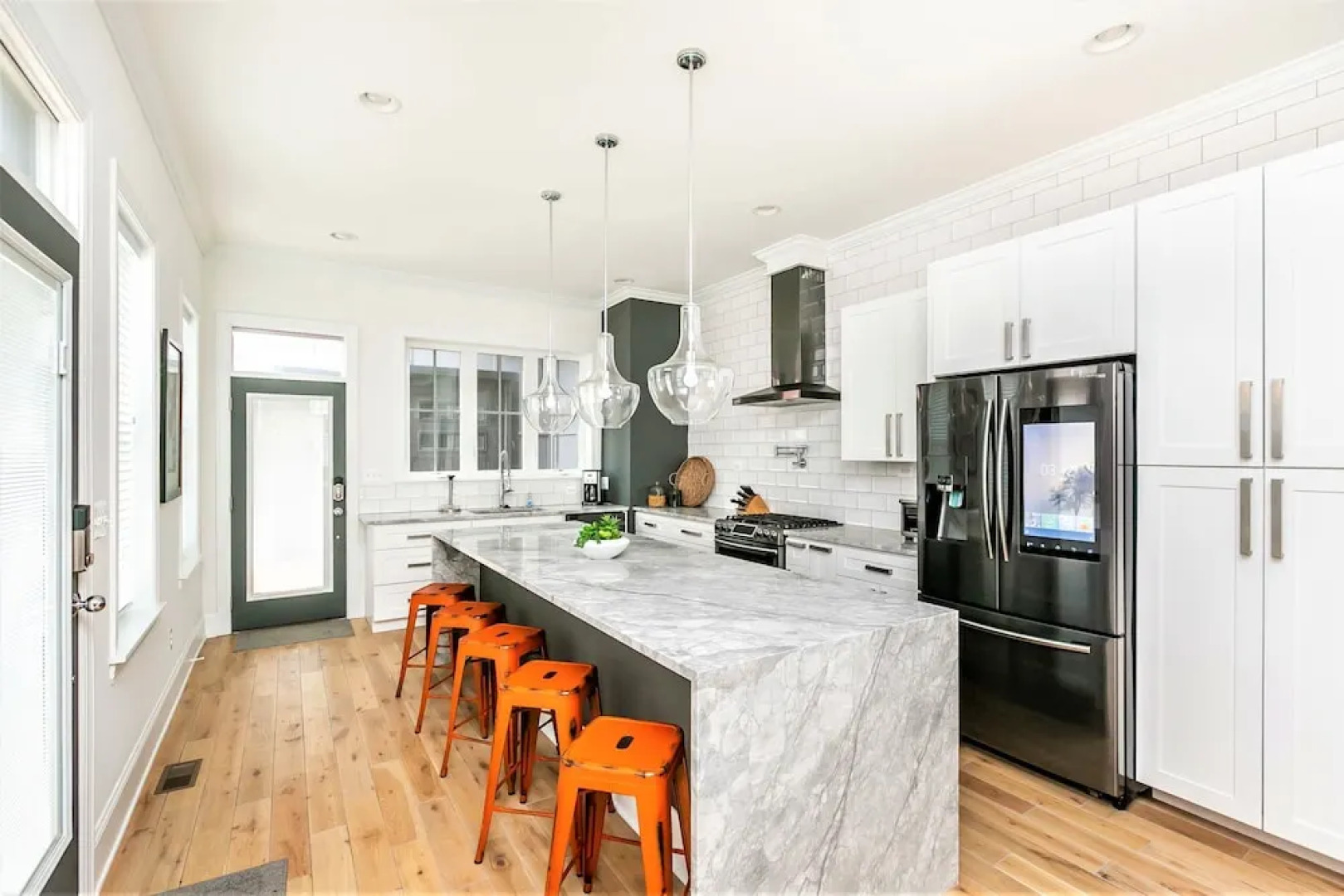 !new! Luxury Home Near Harbor W/rooftop Deck