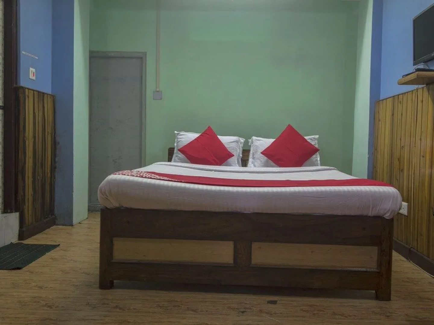 OYO 18904 Atithi Guest House