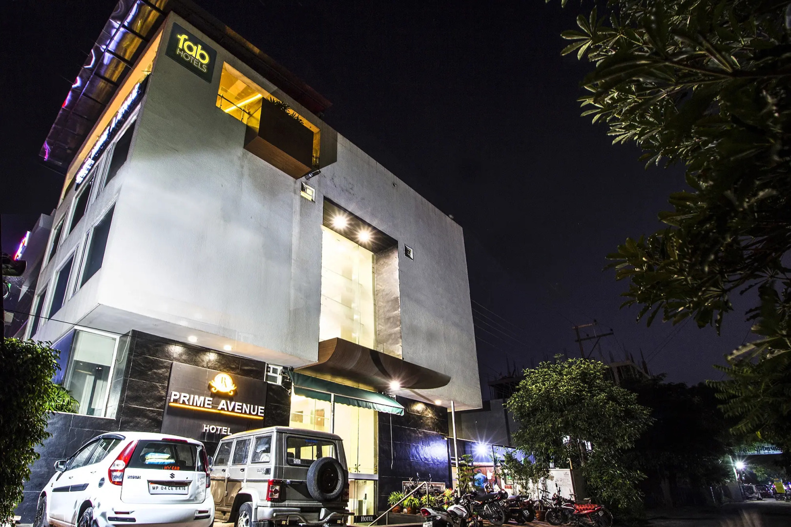 Fabhotel Prime Avenue