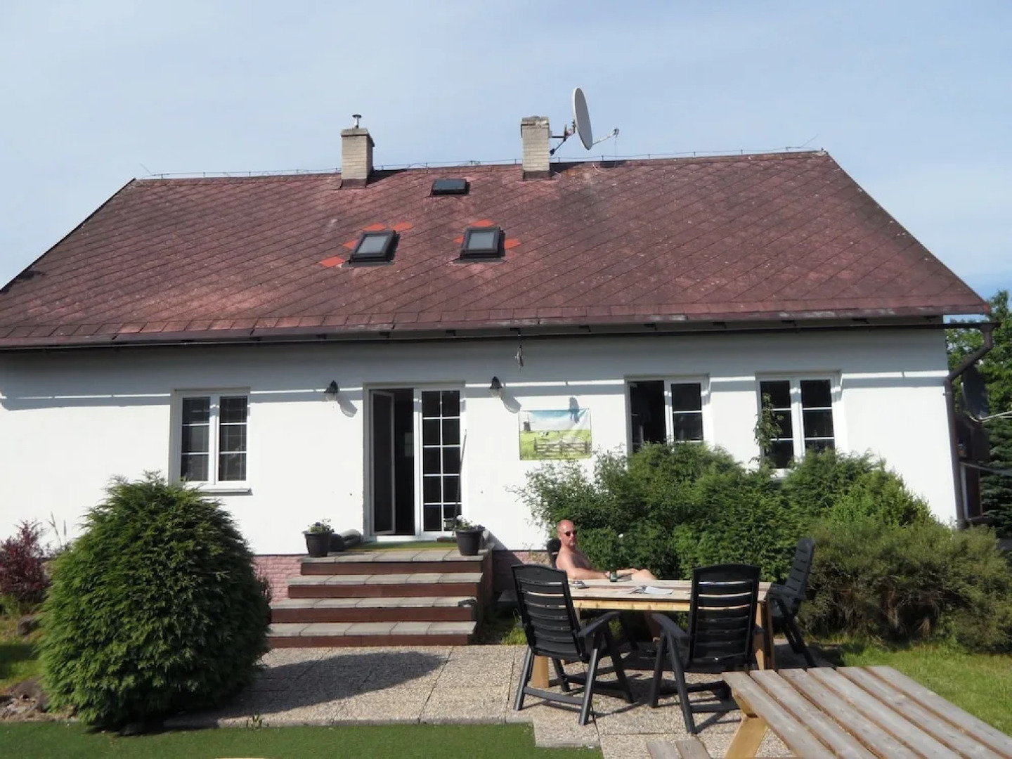 Spacious Holiday Home in Arnultovice With Swimming Pool