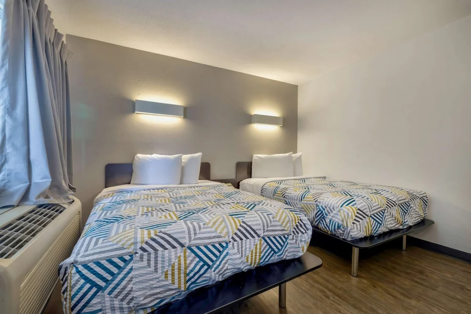 Travelodge/motel 6 Oshkosh