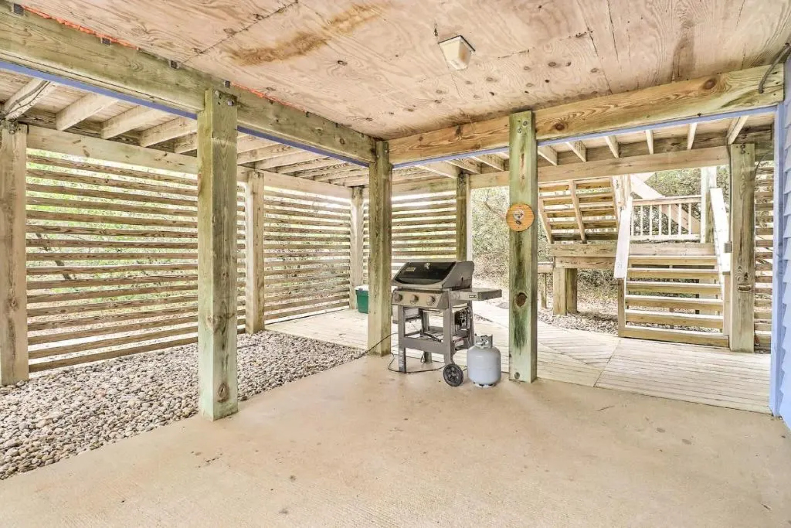 1359 Happy Ours 3 Min Walk to Beach