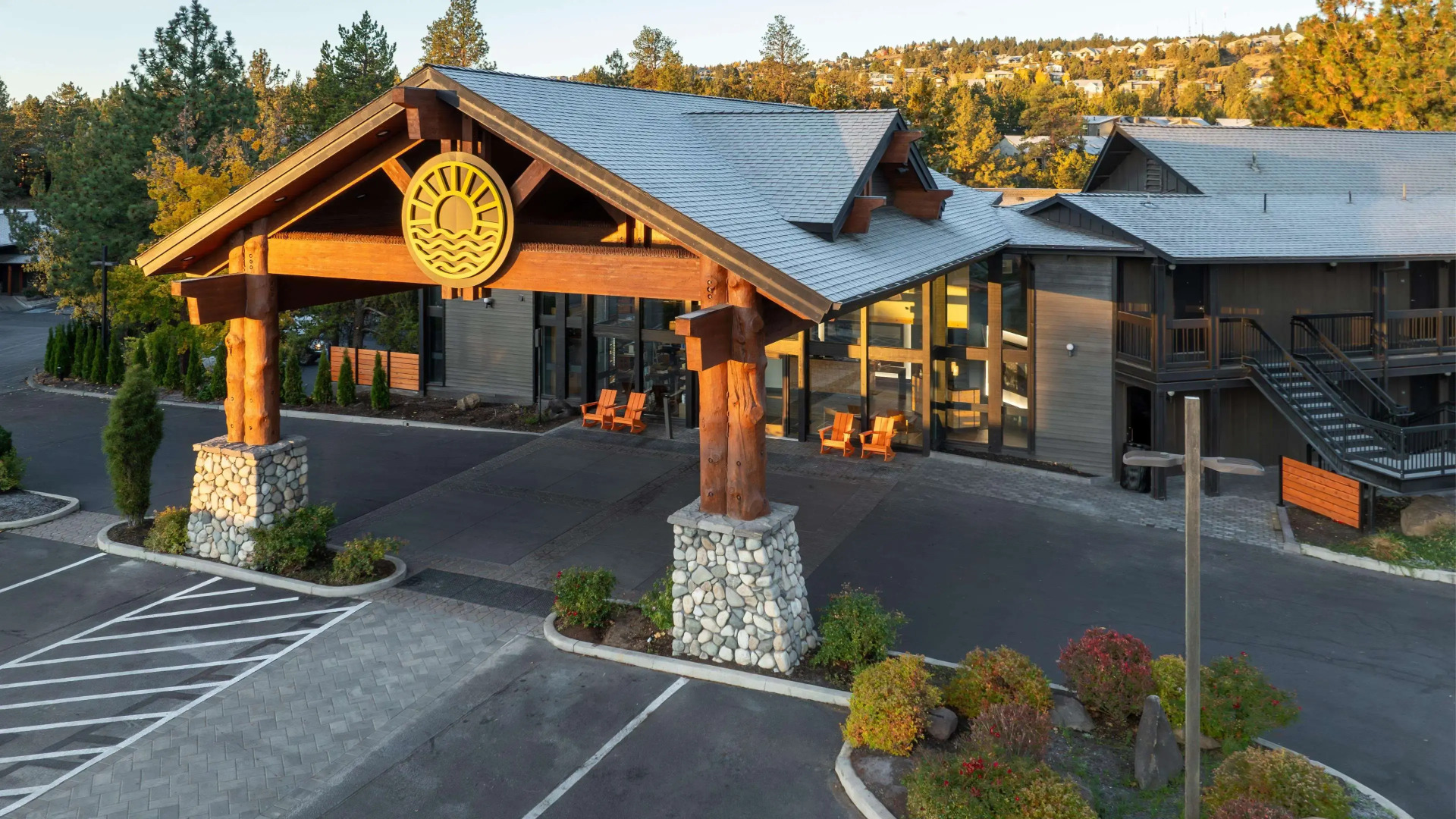 Riverhouse Lodge