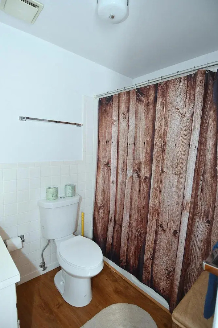 Serendipity - Large 5BR With a Hot Tub