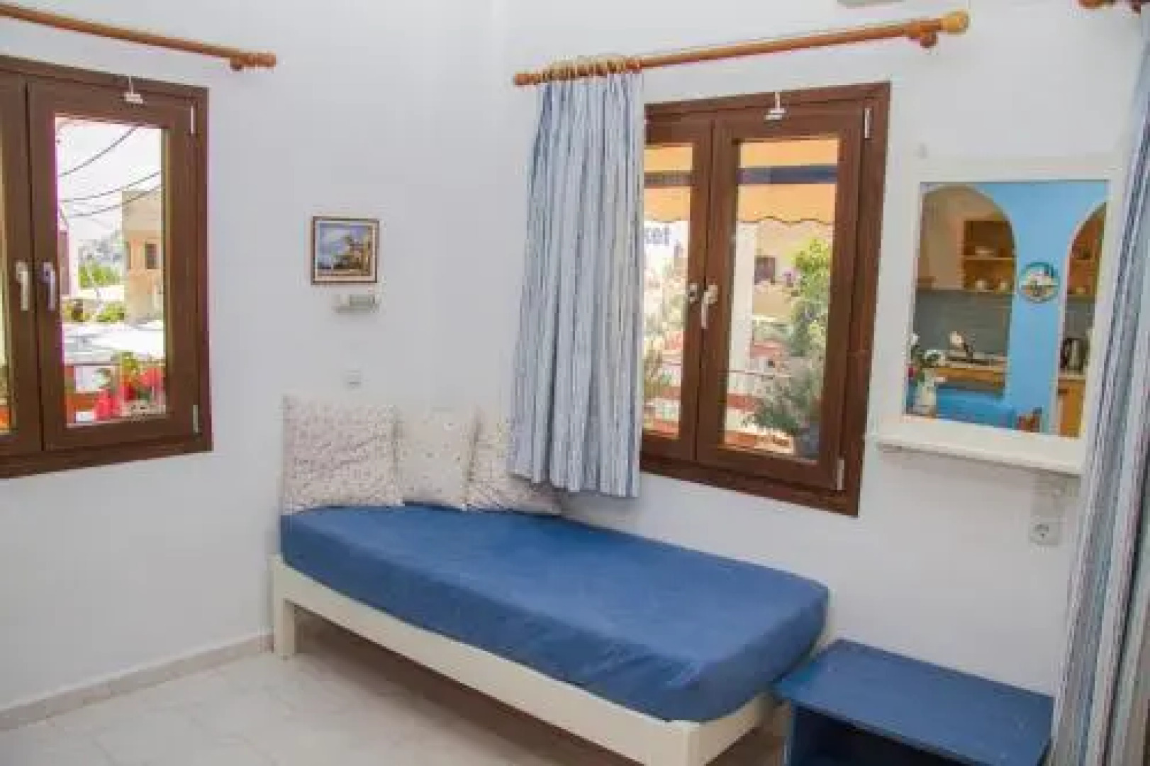 Zorbas Hotel And Apartments