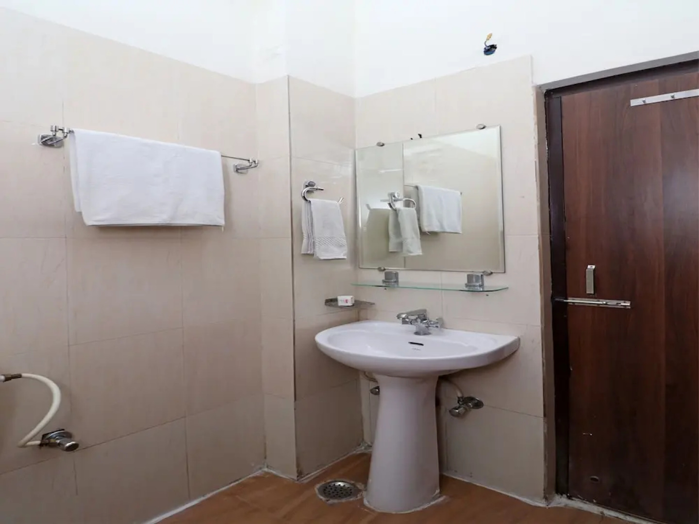 OYO 8620 Sparsh Hotels and Resorts