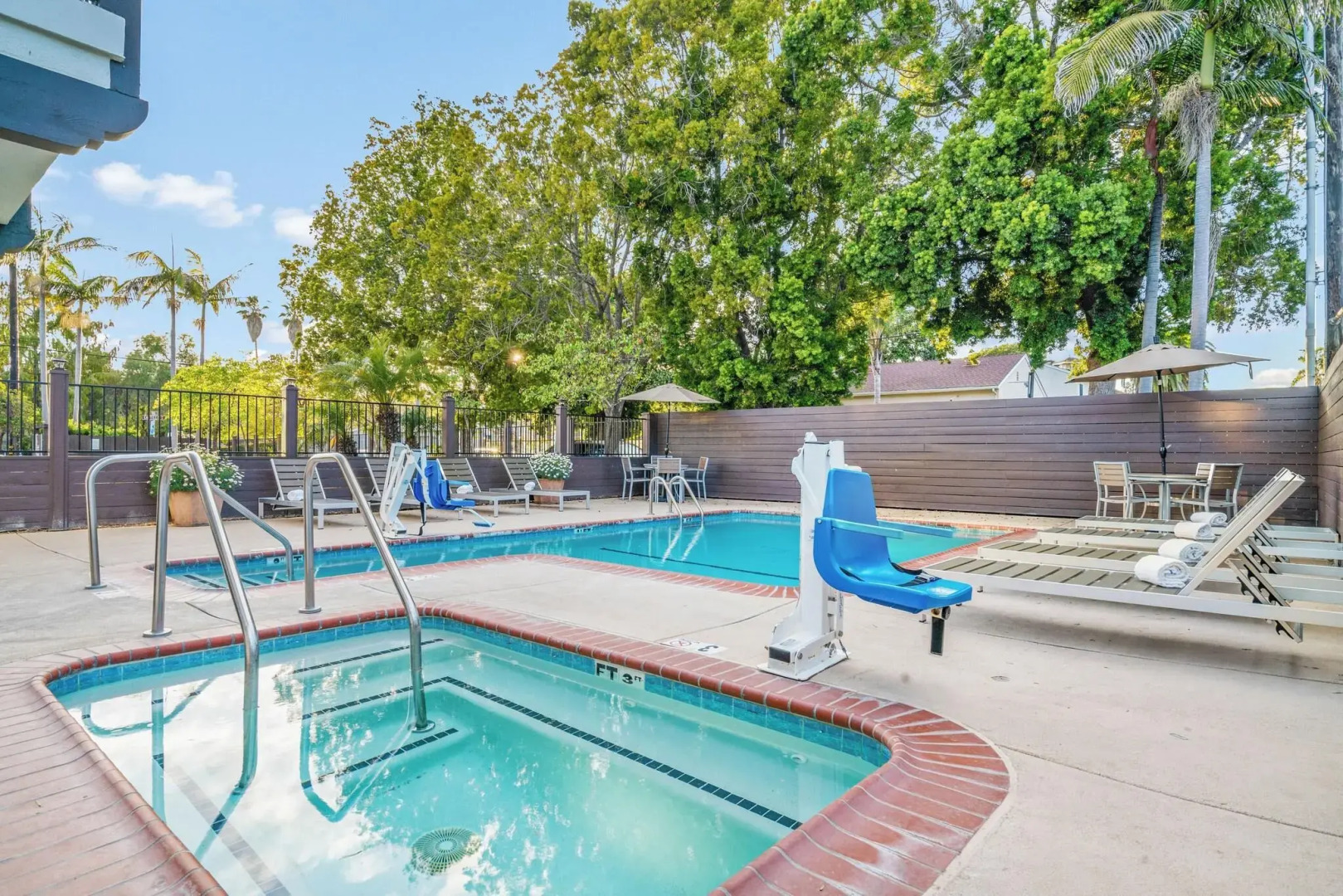 Avania Inn of Santa Barbara