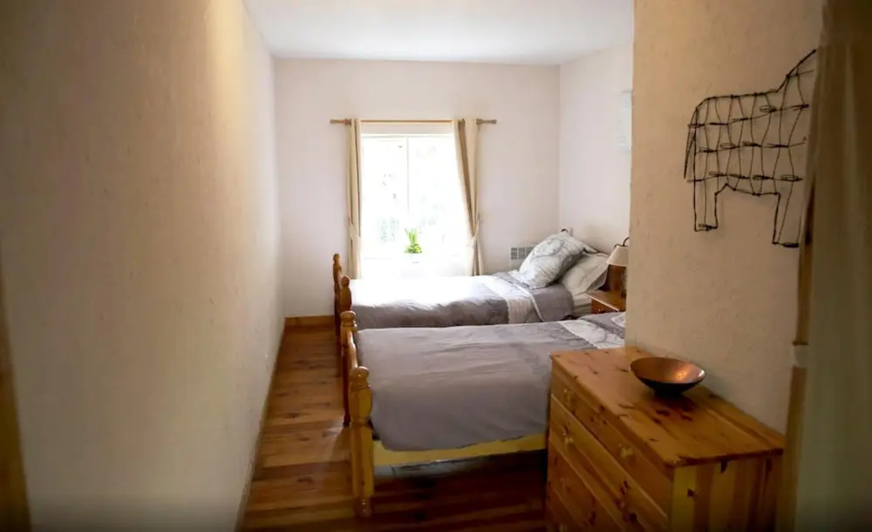 House With 4 Bedrooms in Saint-front-de-pradoux, With Shared Pool and Furnished Garden