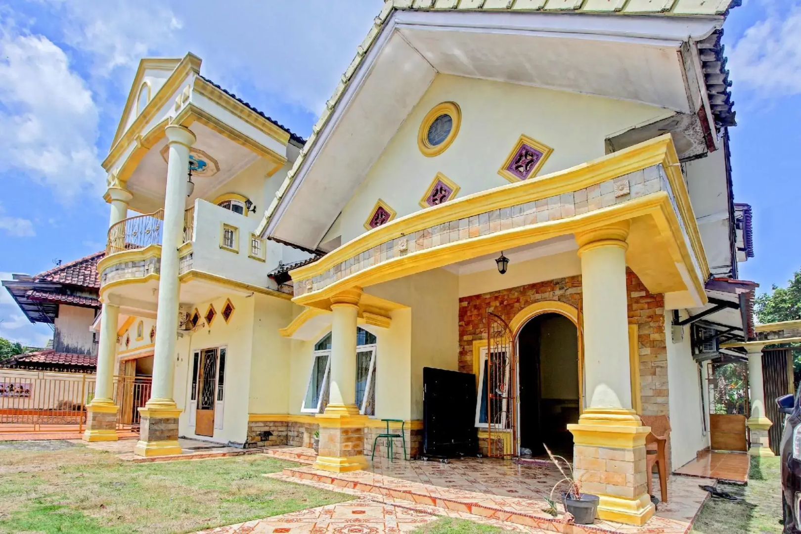 OYO 90307 Fj Alfaeyza Kost