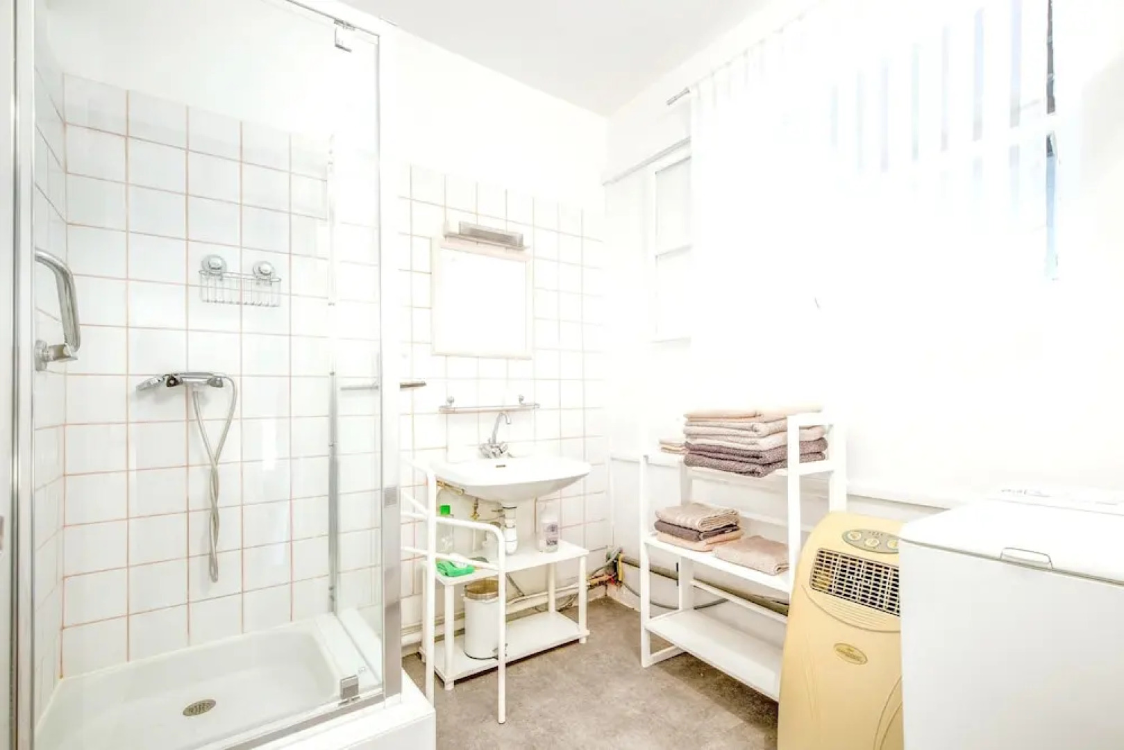 Studio in Villeneuve-lès-avignon, With Balcony