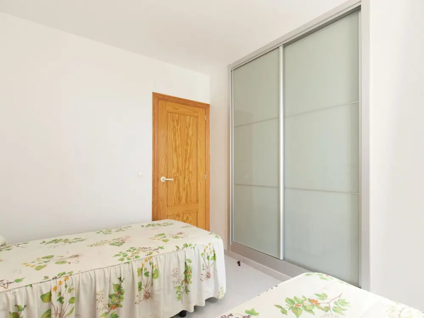 Well Kept Apartment with Sea Views & 2 Swimming Pools near Vinaròs