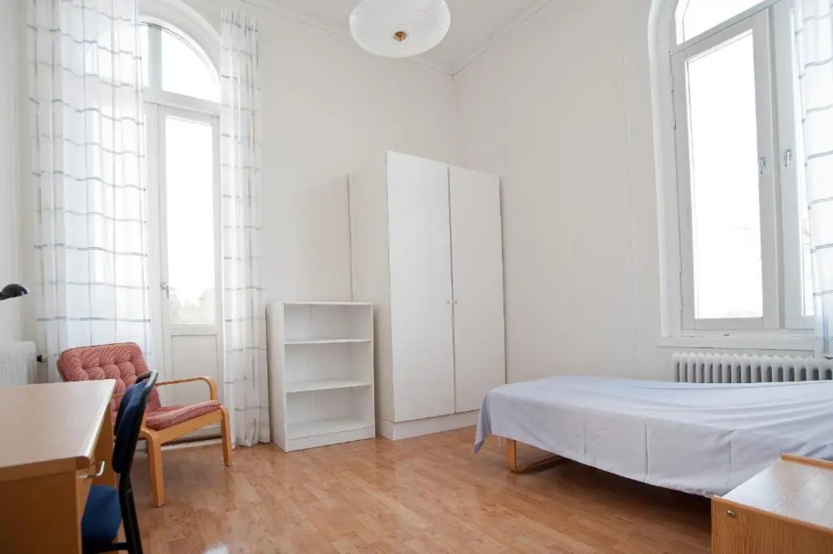 Hellidens Slott och Vandrarhem