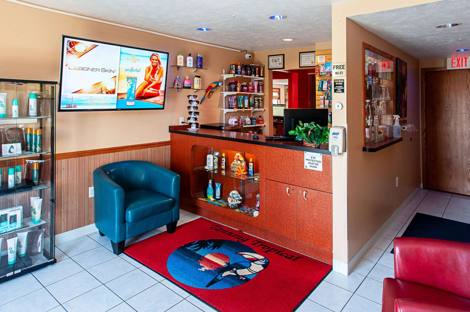 Econo Lodge on the Bay