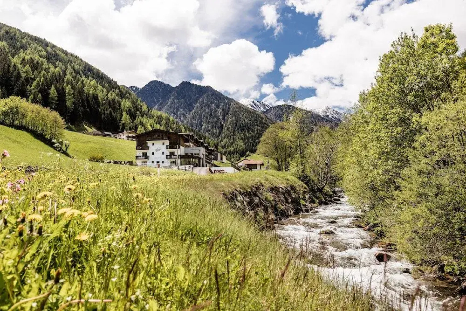 Almina Family and Spa