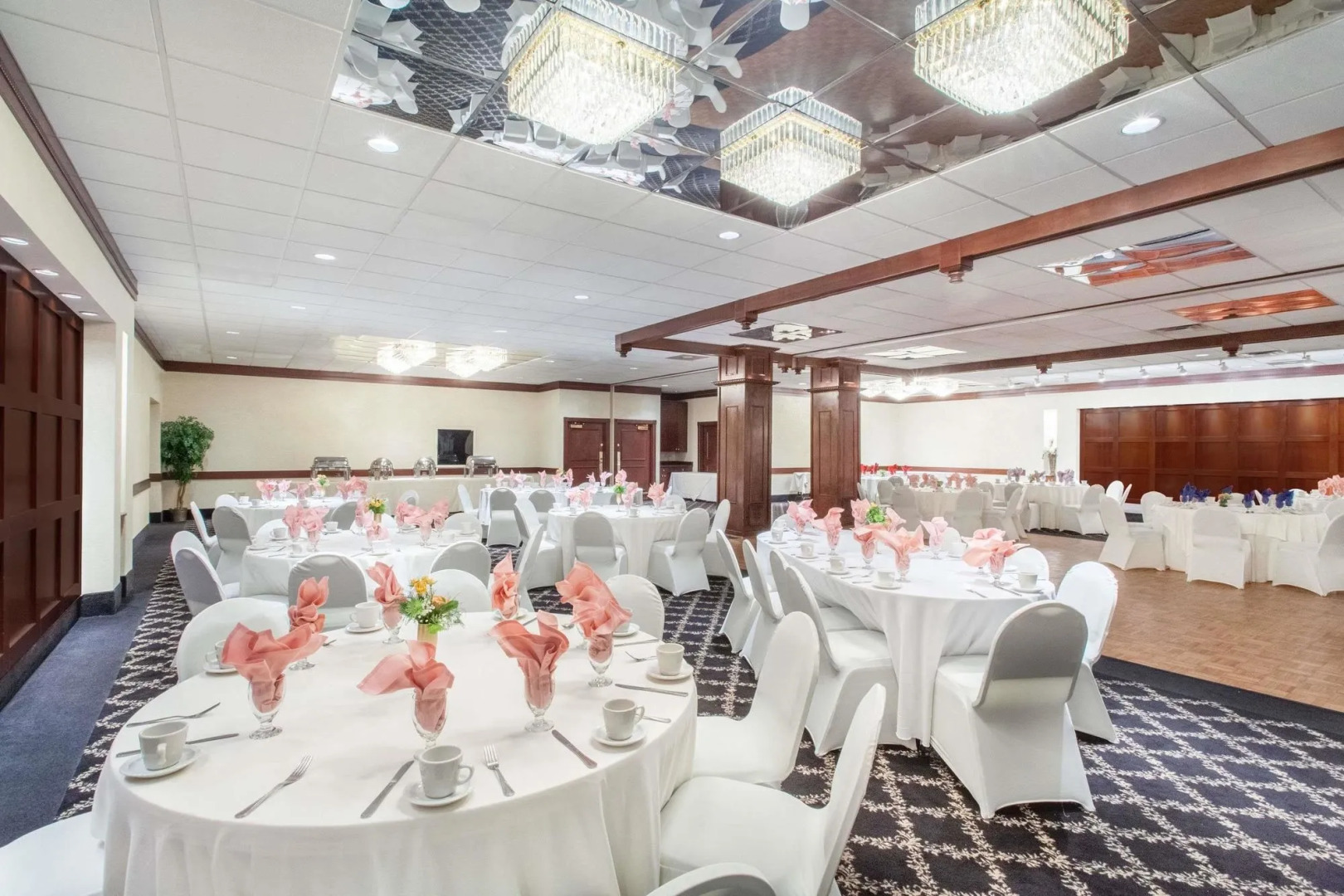 Best Western Plus Clarks Summit Scranton