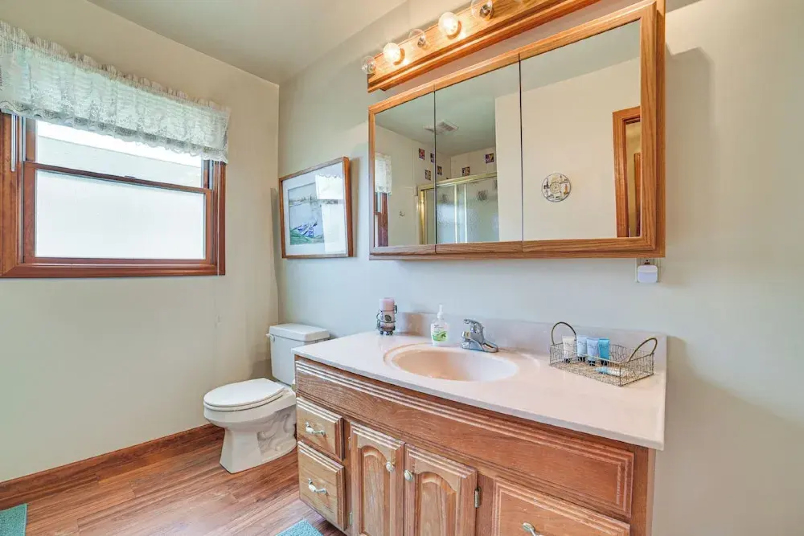 Family-friendly Houghton Lake House: Steps to Lake