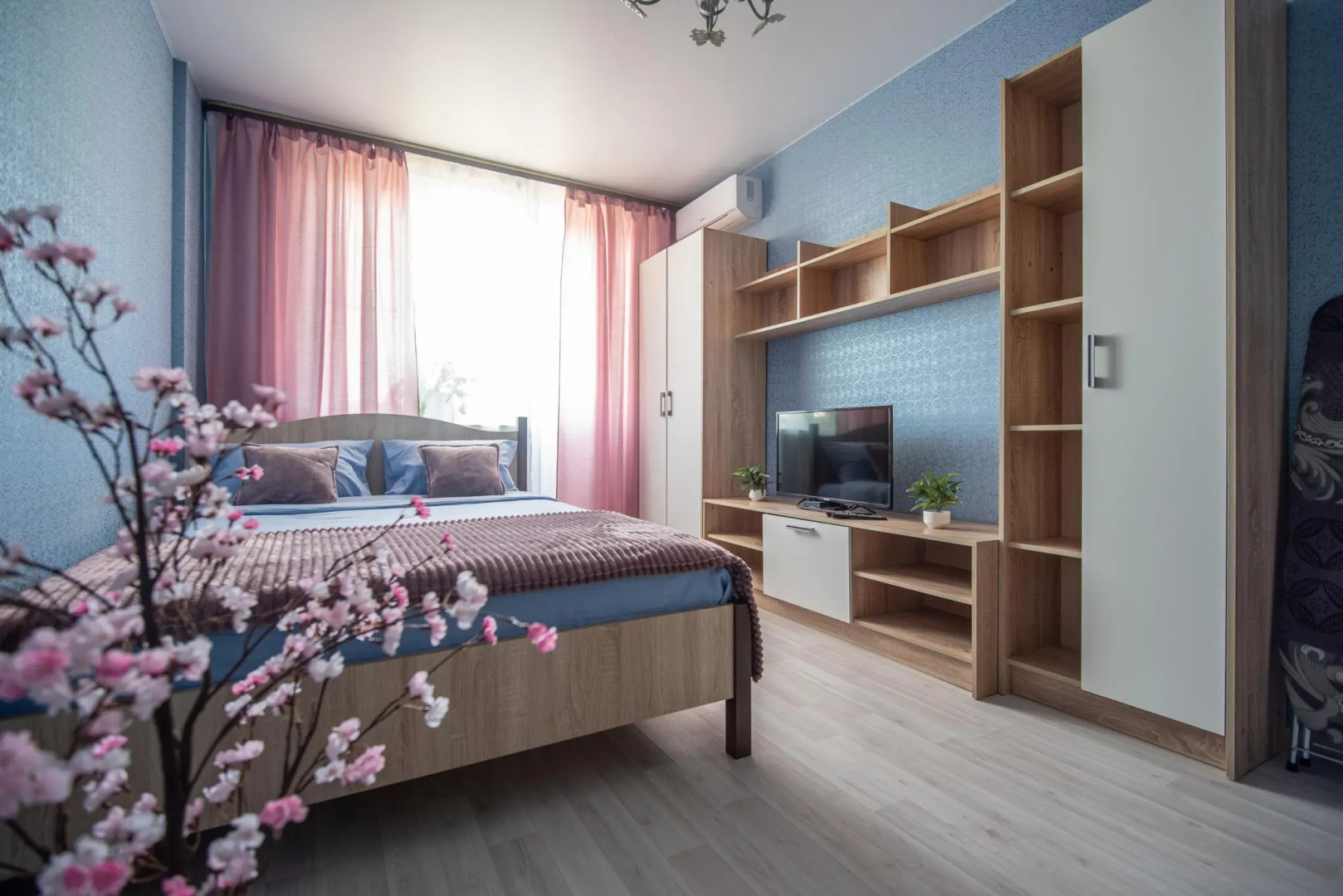 Апартаменты на улице Платова 101А