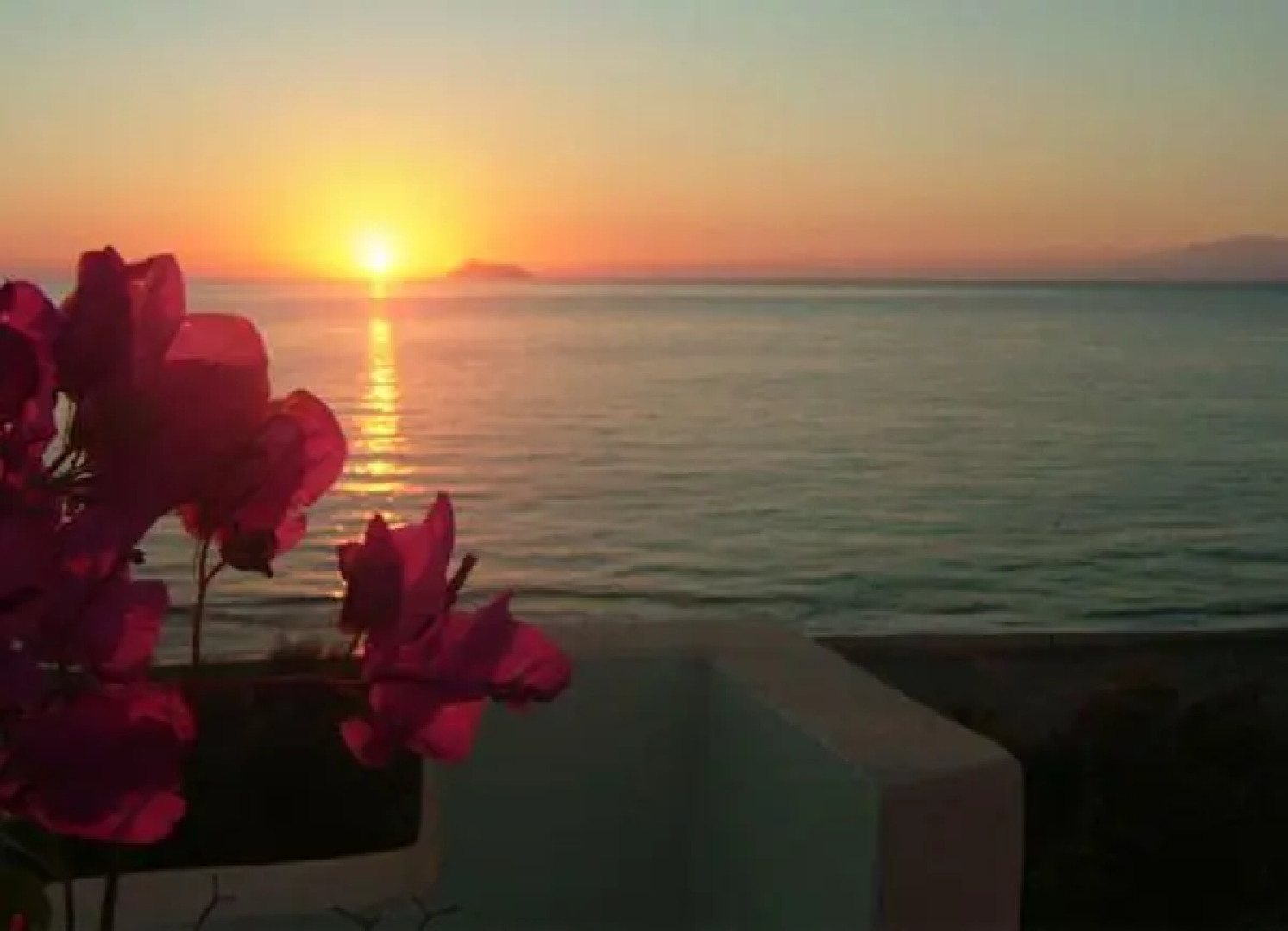 Alexander Beach Hotel