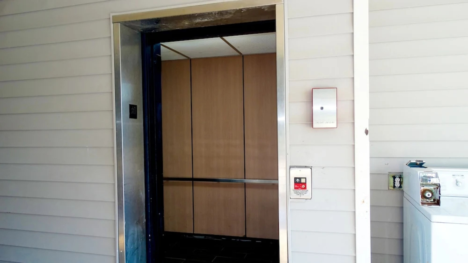 Motel 6 Savannah, GA