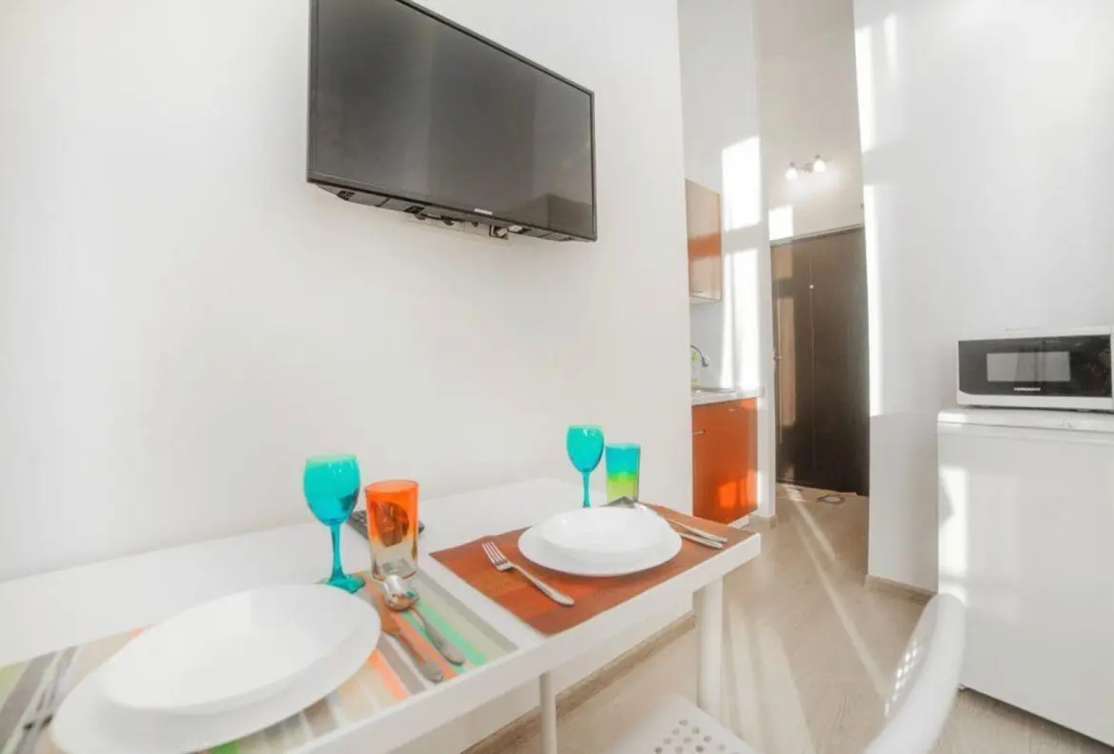 MOKO Apartments (МОКО Апартментс) на улице Саморы Машела