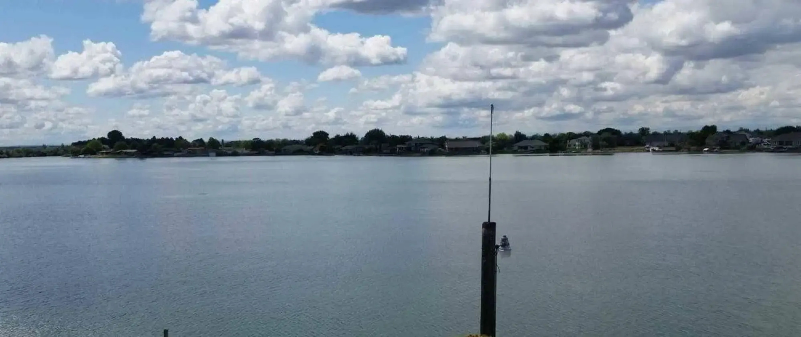 Lakeshore Inn Water Front