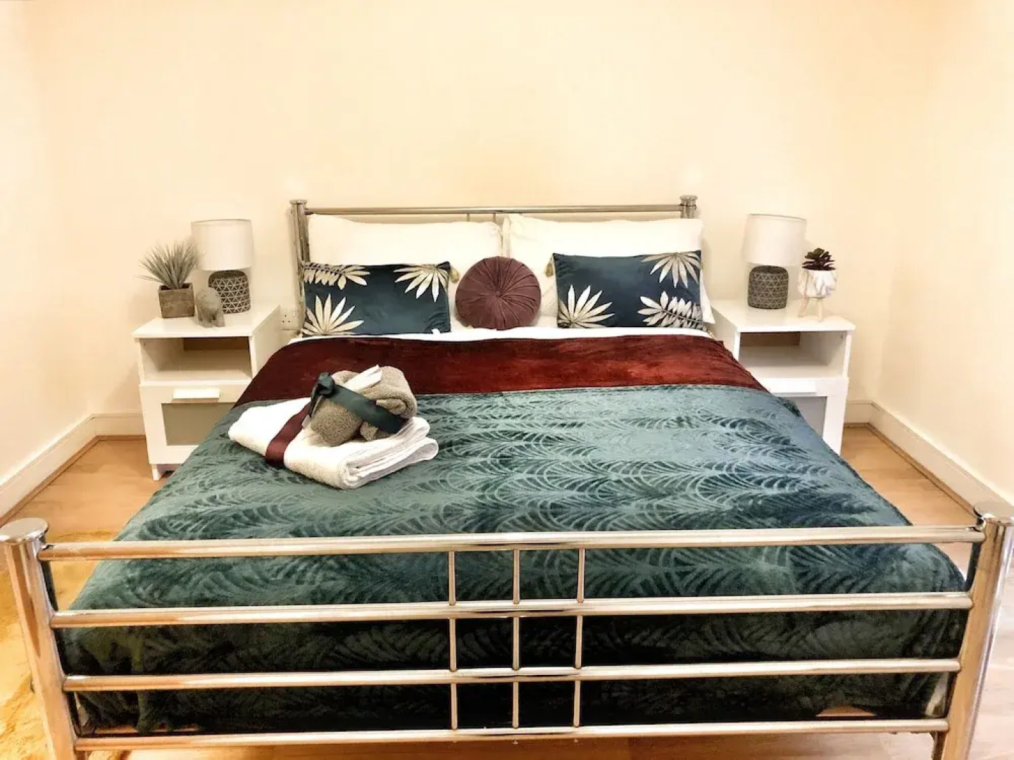 Elegant Apartment in The Wharf