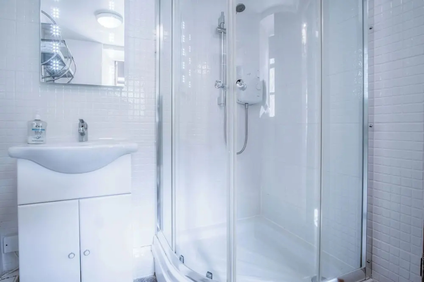 The Apple Store - 1 Bedroom Cottage - St Ishmael's