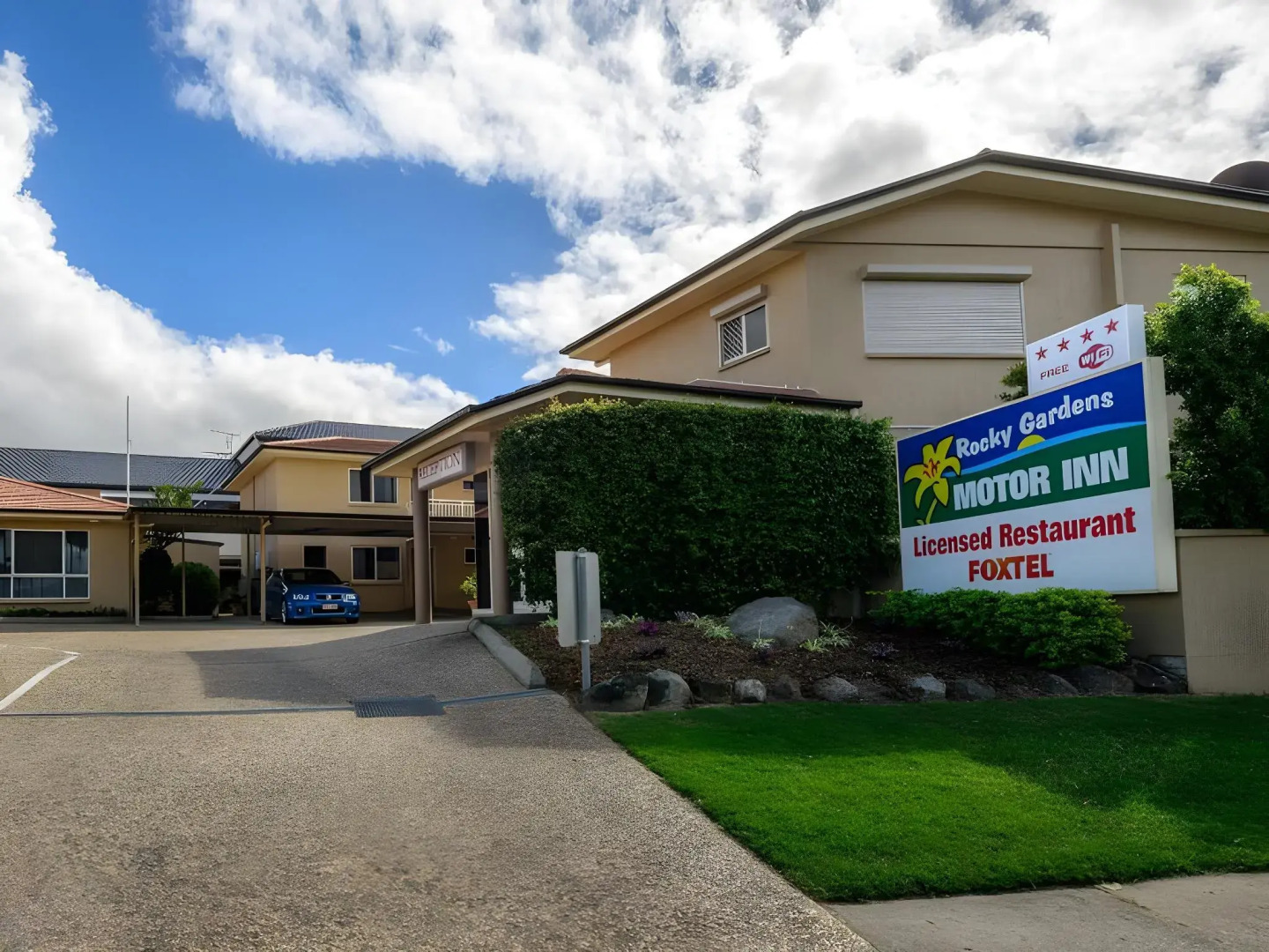 Rocky Gardens Motor Inn