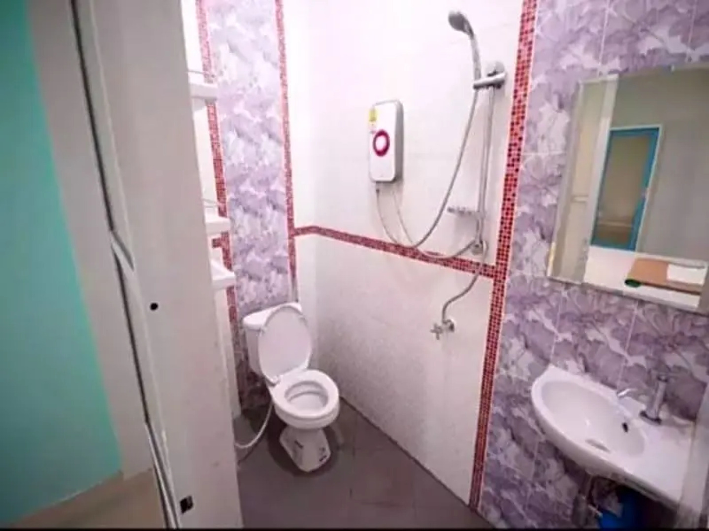 Station 14 Apartment