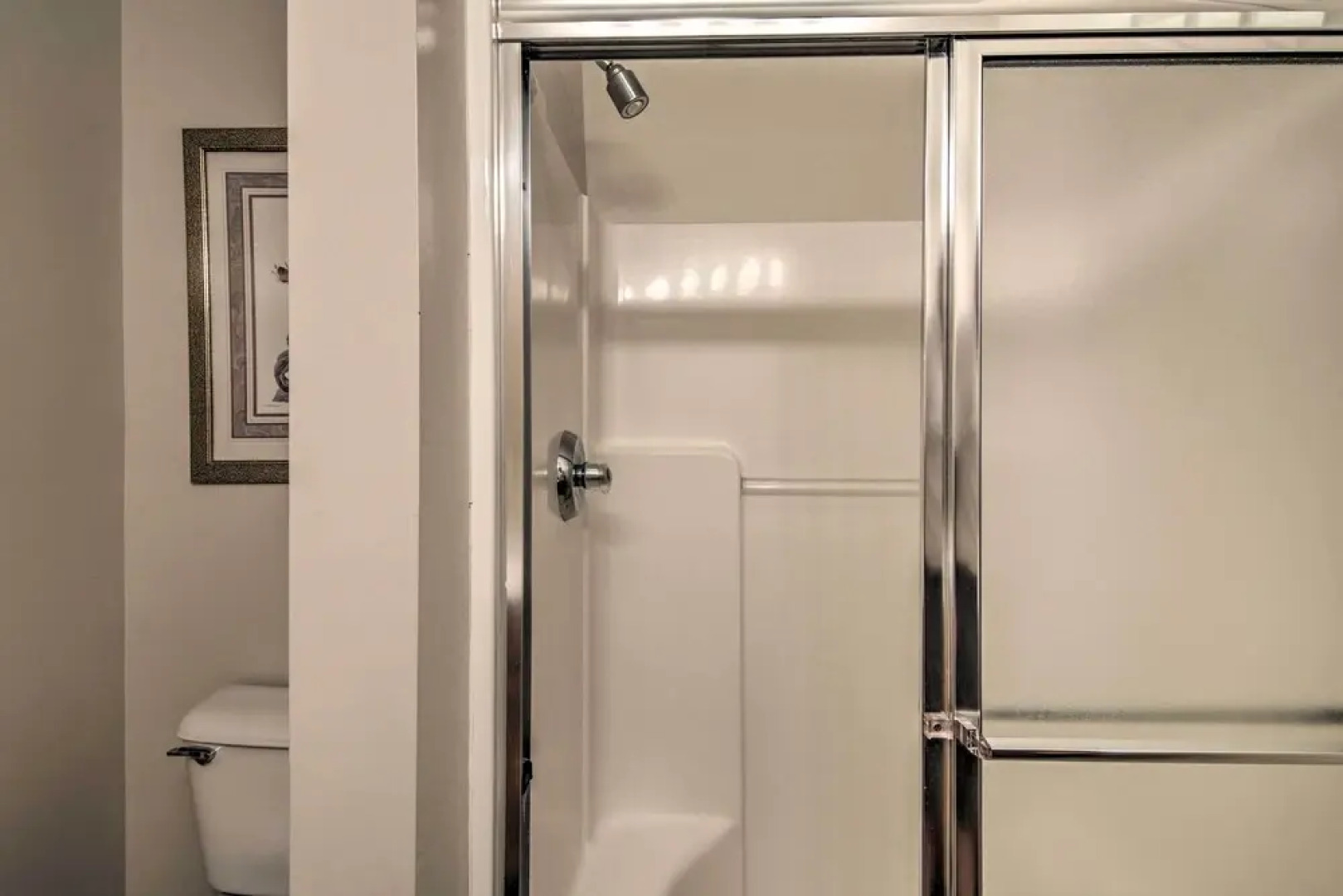 Lewes Condo w/ Pool Access: 3 Mi to the Beach!