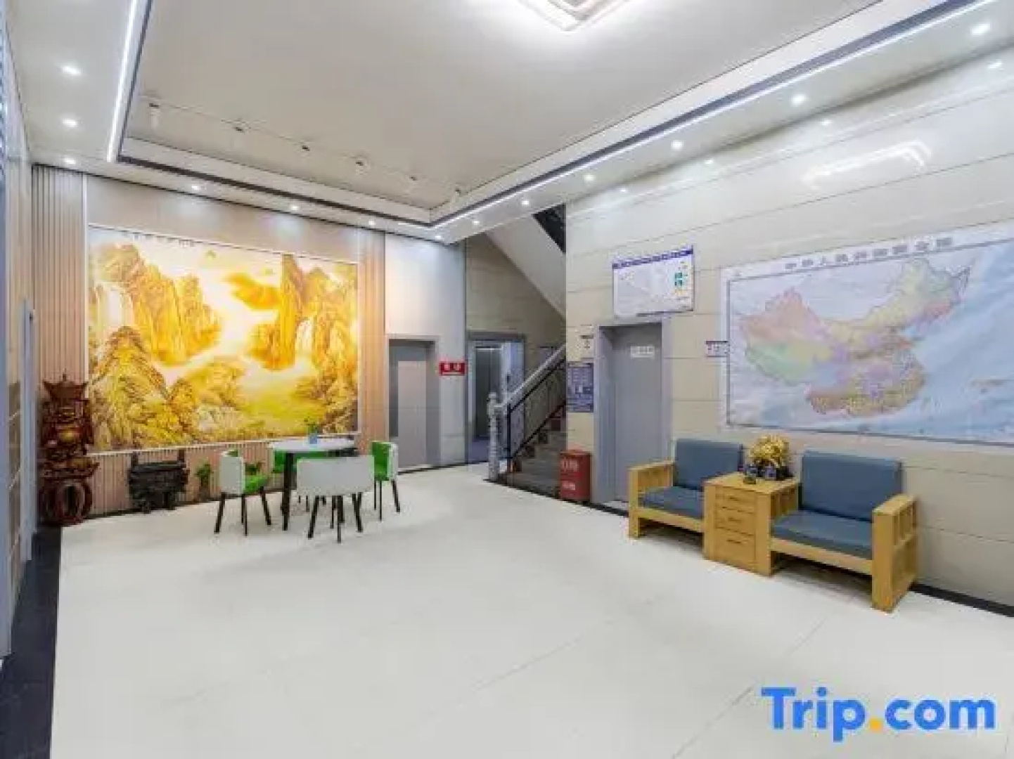 Xingguo Taojia Hotel (Bus Station Branch)