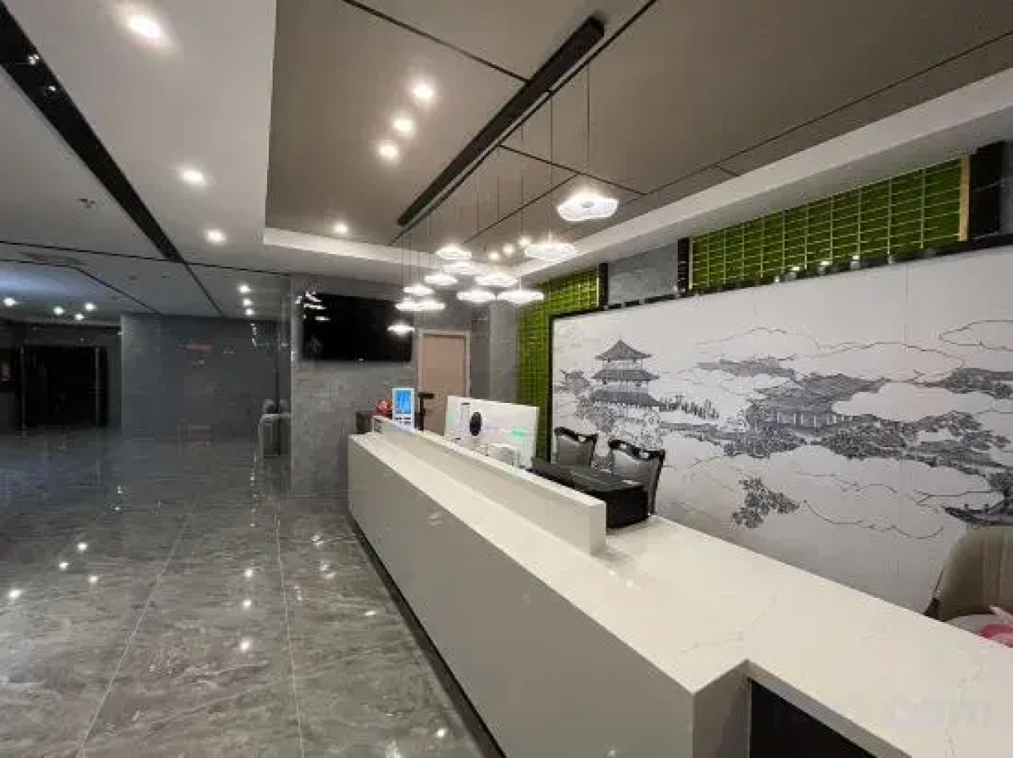 Jinyi Hotel