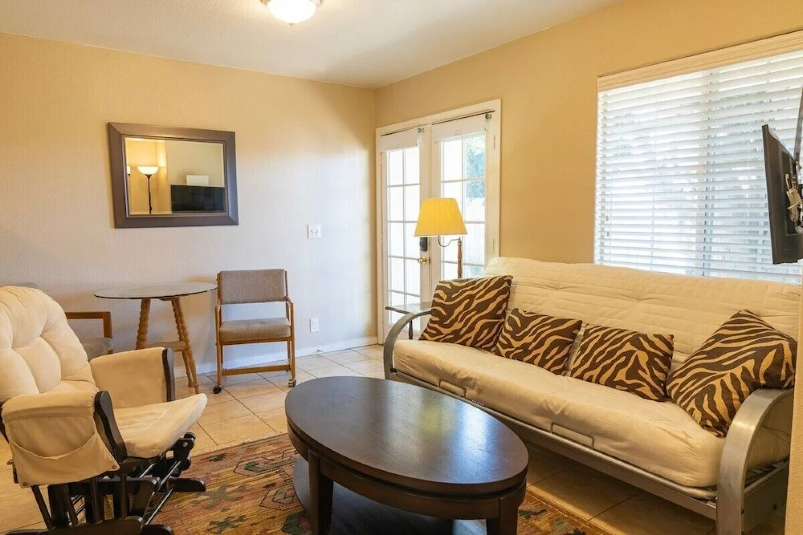 Charming 2-bedroom in East Palo Alto
