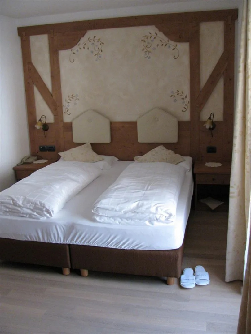 Hotel Shandranj