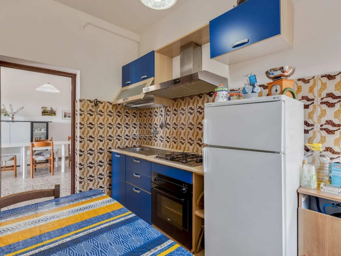 Spacious Holiday Home in Tresnuraghes near Sea