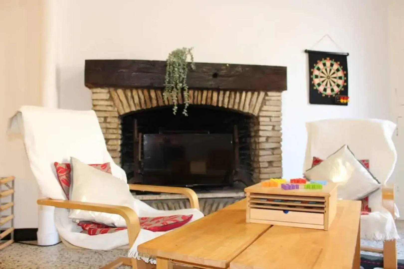 Charming village house in Limeuil for 6