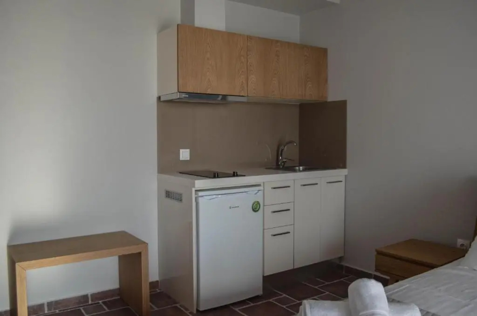 Sunshine Pool Apartment