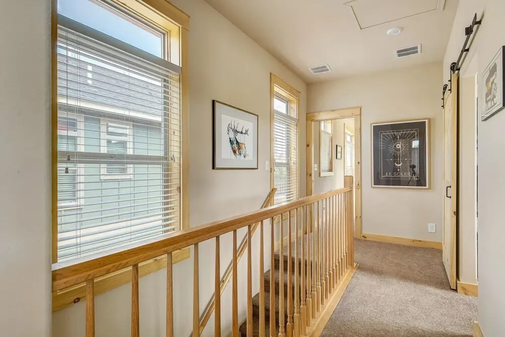 Modern Mountain Home Near Fraser River