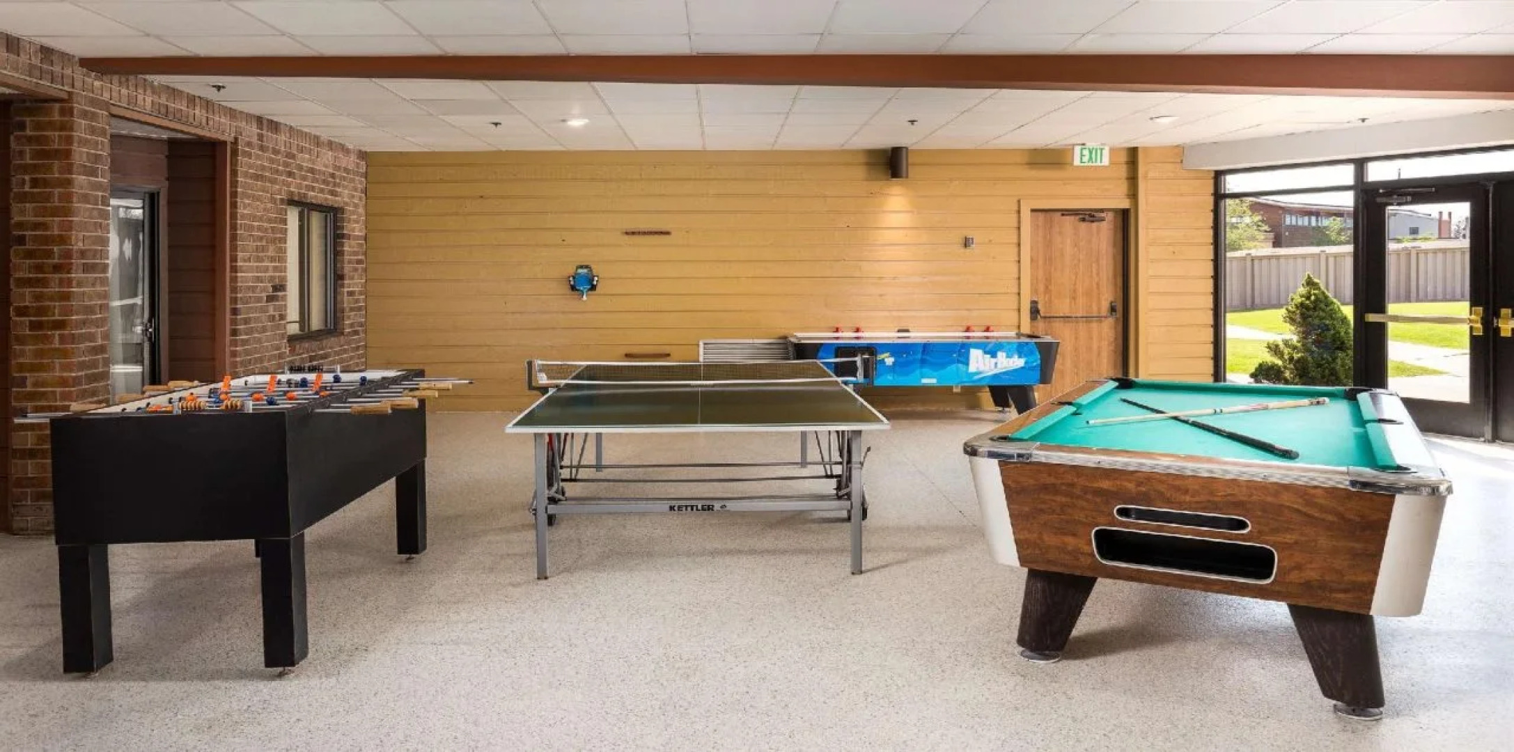 Best Western Plus Landmark Inn