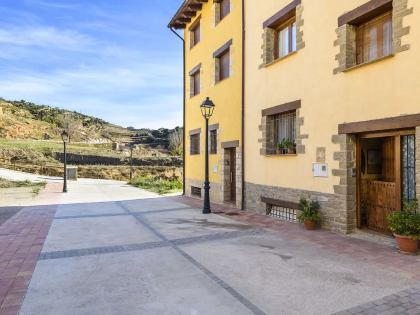 House Angelita Olocau del Rey 13406