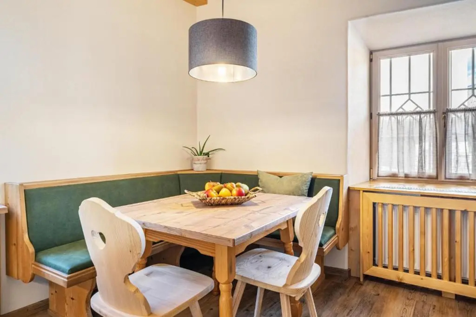 Kreuzwegerhofnals App 1sz Golden