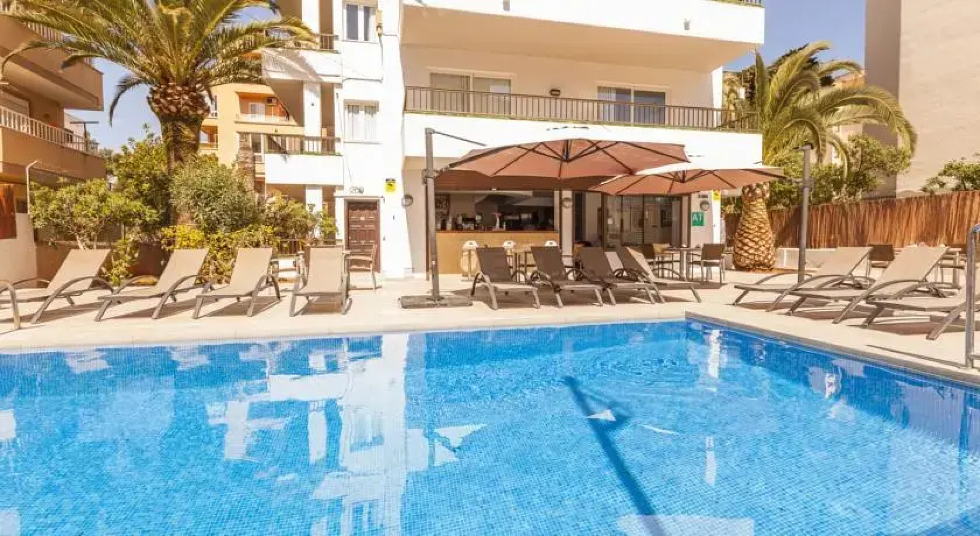 Apartamentos Vistamar II