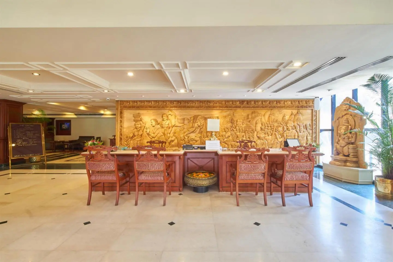 The Crown - IHCL SeleQtions