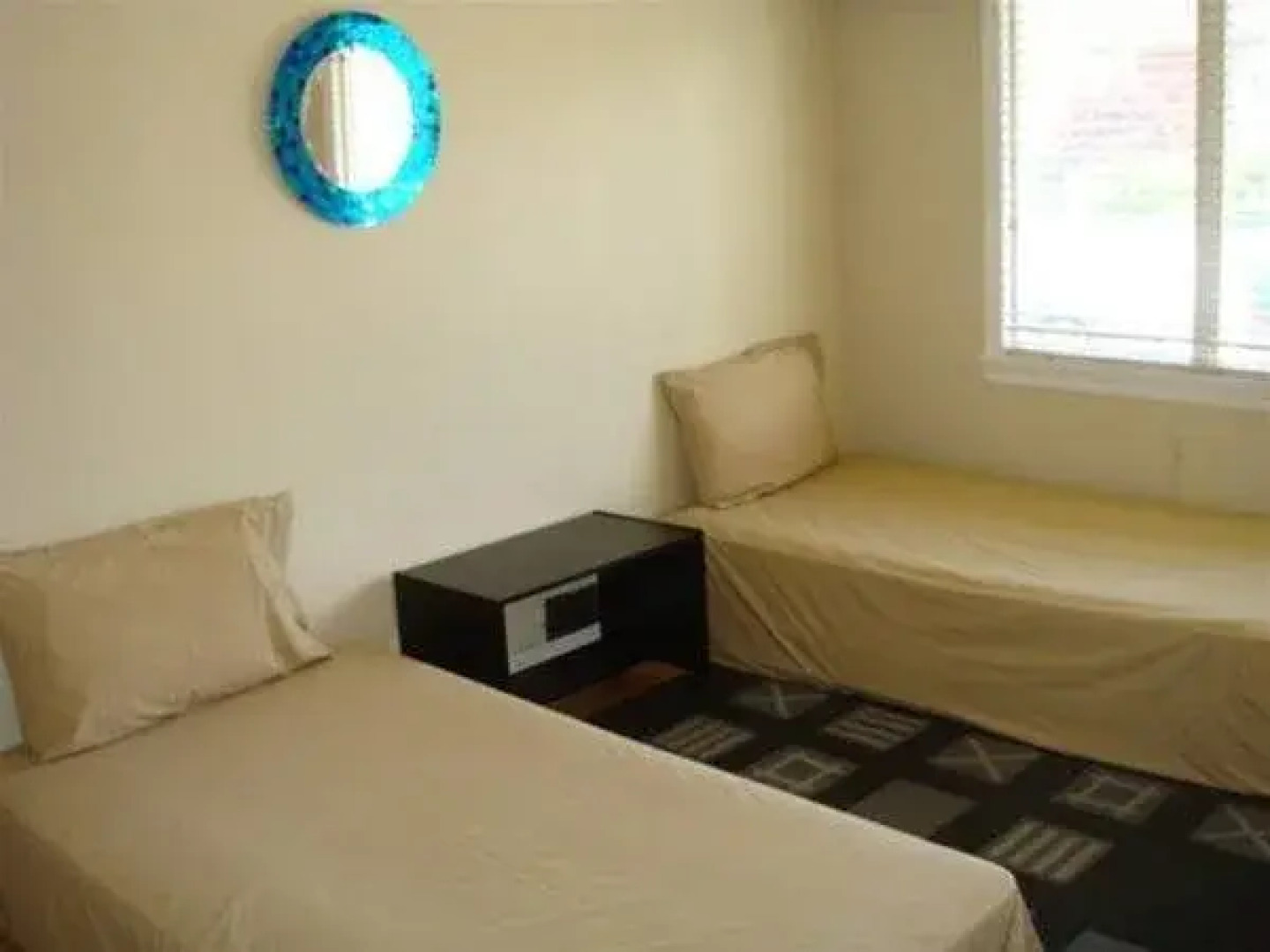 Vancouver Backpacker House